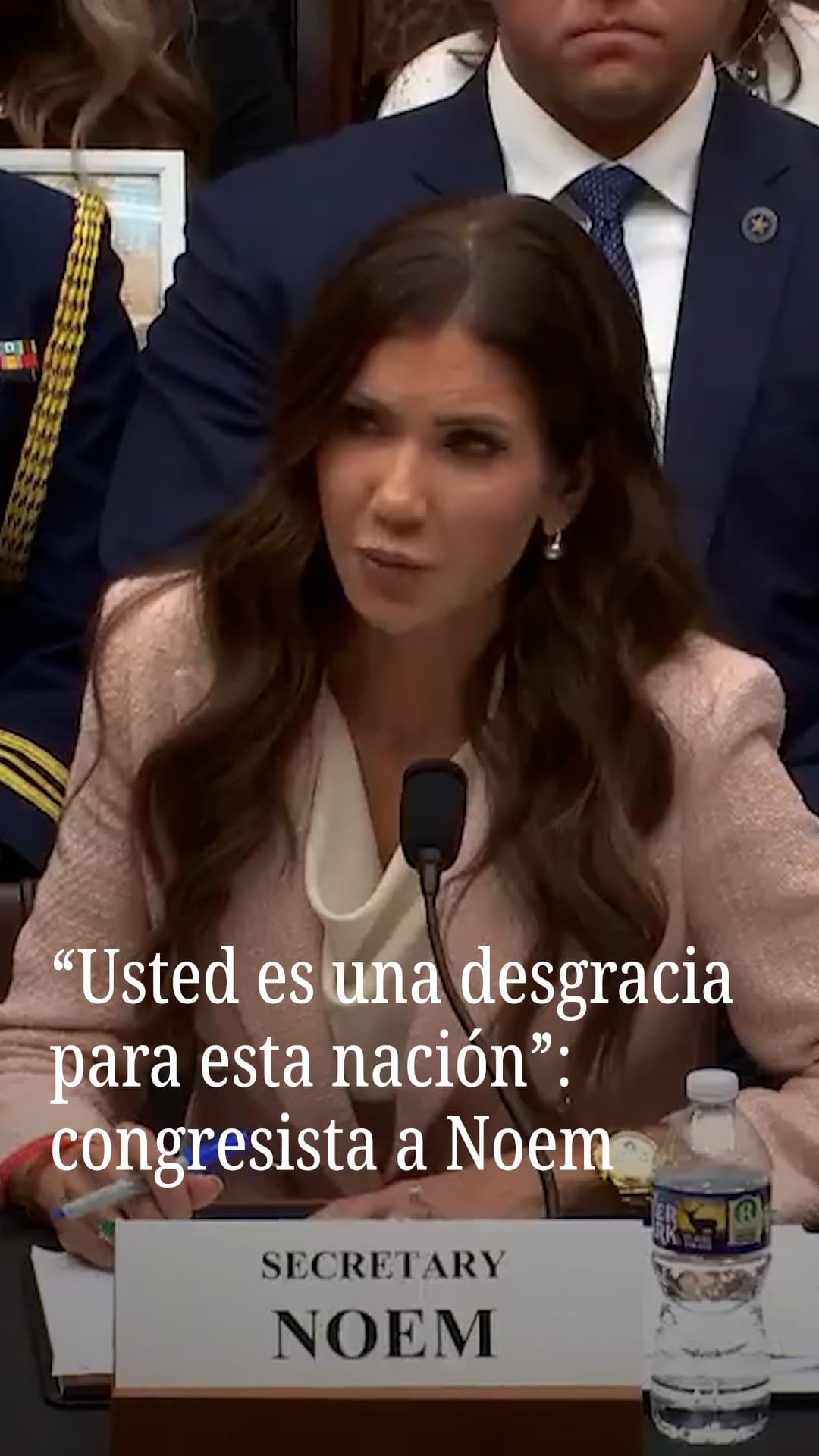 Kristi Noem y el caso de Marimar Martínez: la secretaria asegura desconocer los hechos