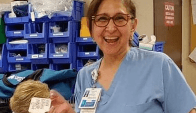 "Mi madre estaría viva si el gobernador hubiera ordenado antes que todos usaran cubrebocas"