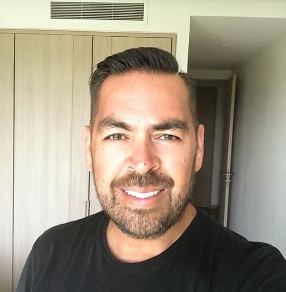 "Yo dejé de tocar la canción […] 
<b>me senté y me la cantaste</b>. Pero ver que todos los fans levantaron letreros que decían 'Jorge, estamos contigo' y no me habían visto en su vida, eso es una gran anécdota".