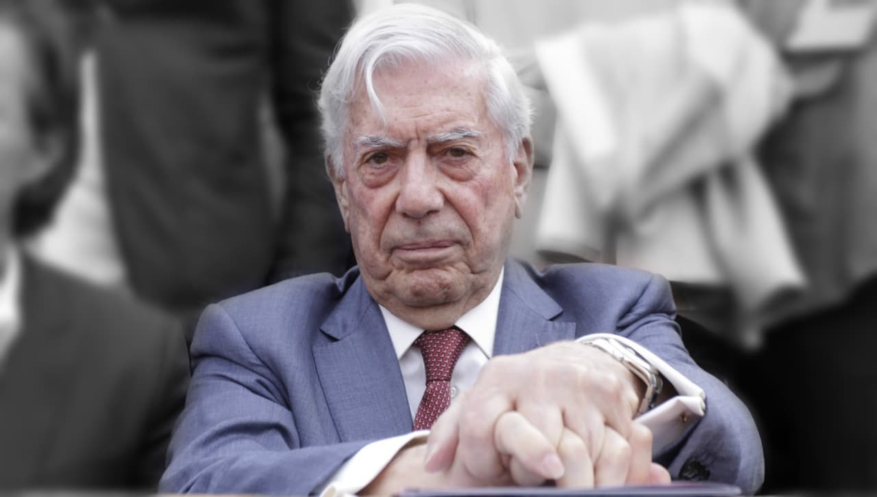 Vargas Llosa sale del hospital con el glúteo izquierdo lastimado y un trauma en el cráneo
