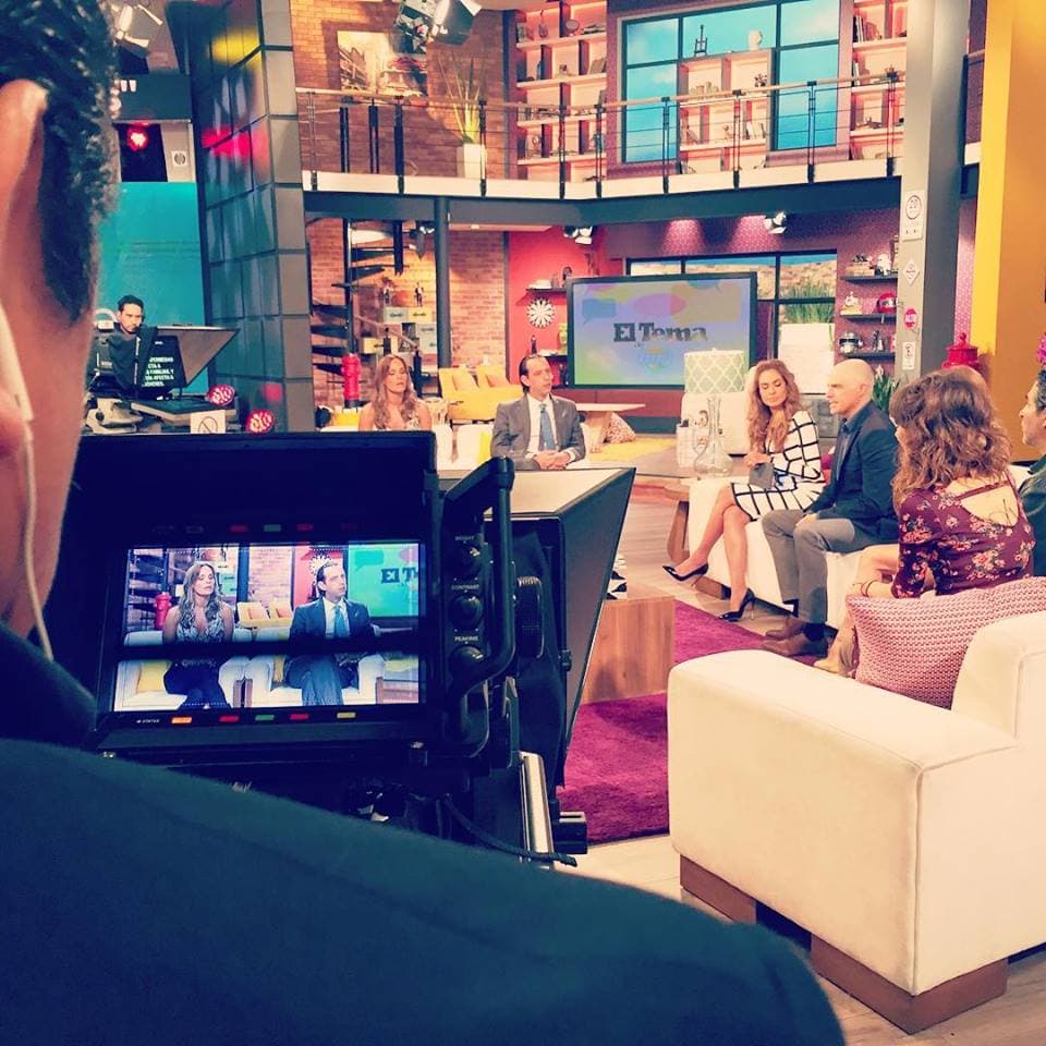 ¡Detrás de cámaras! Así se ve la vida detrás del televisor.