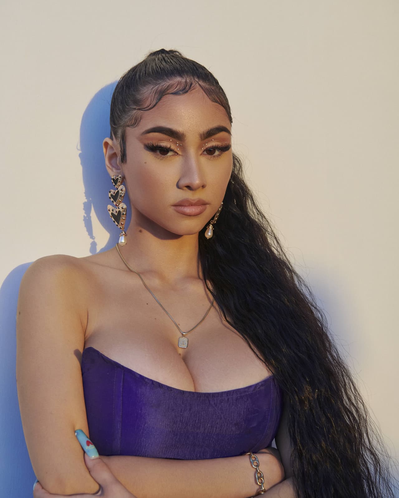 Por primera vez, 
<b>Paloma Mami </b>cantará en vivo en Premios Juventud 2021 al lado del gran ídolo Ricky Martin interpretando su último lanzamiento "Qué Rico Fuera'.