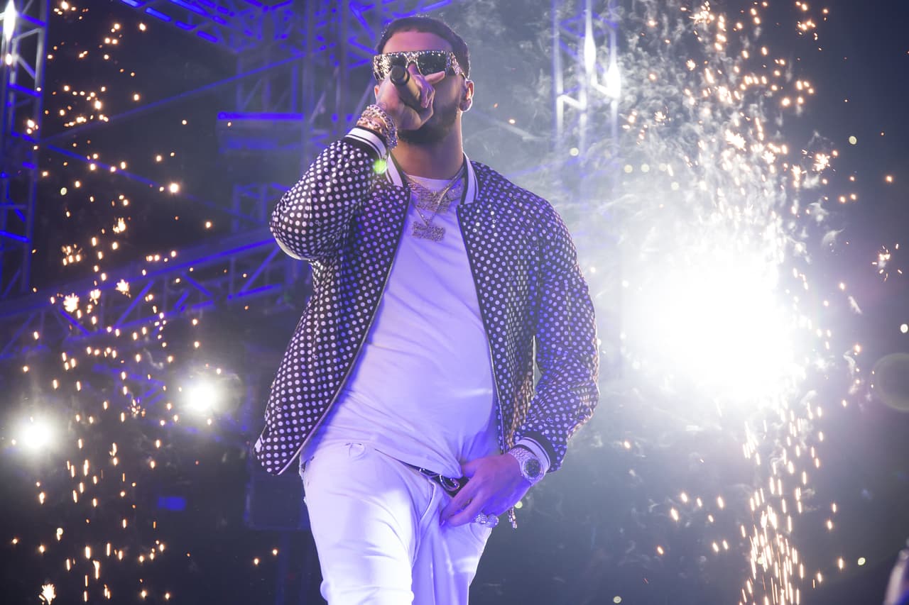 Su "hermano", como él le dice a Ozuna, lo invitó a hacer parte de la gira de ‘Aura’, que tuvo una parada por Miami.