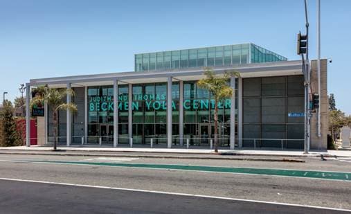 Un nuevo centro para educación gratuita en música de la Filarmónica de Los Ángeles fue 
<a href="https://www.laphil.com/learn/yola/beckmen-yola-center" target="_blank">inaugurado este sábado en Inglewood</a>.