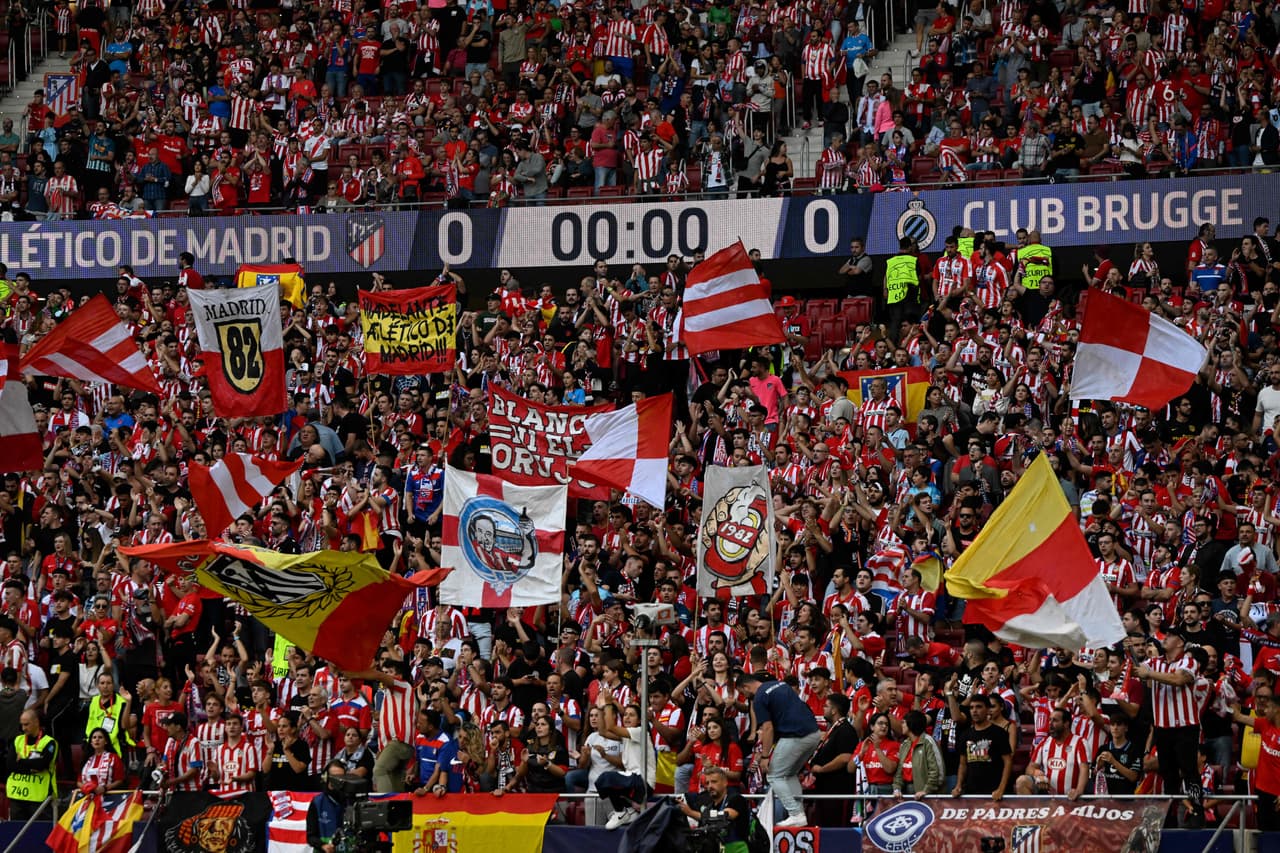 El Ajax de Edson no estuvo ni cerca de 'vengarse' del Ajax mientras que el Brujas logra la hazaña de clasificarse ante el Atlético de Madrid