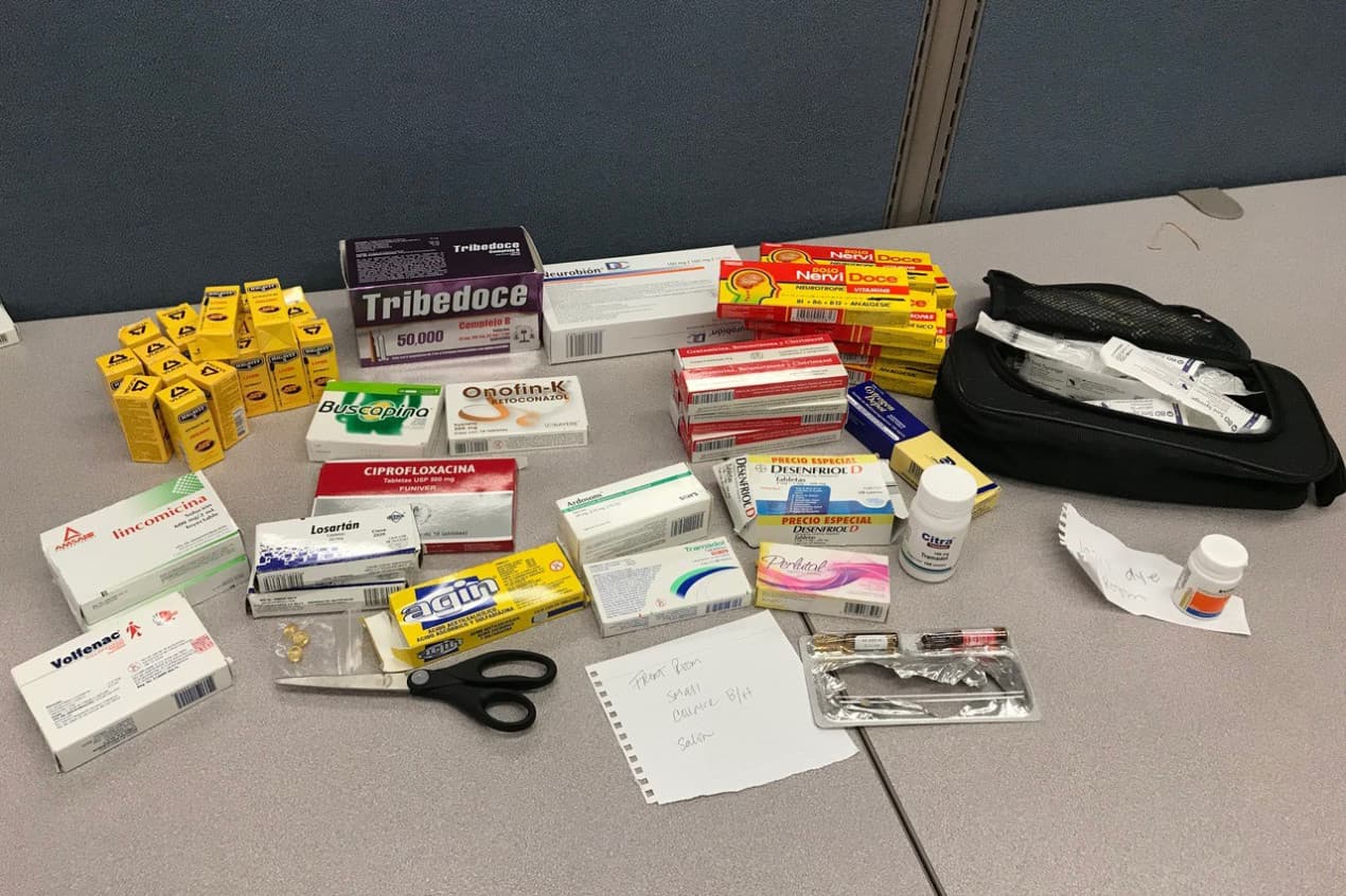 Desmantelan red de mercado negro de medicamentos dirigida a los latinos
