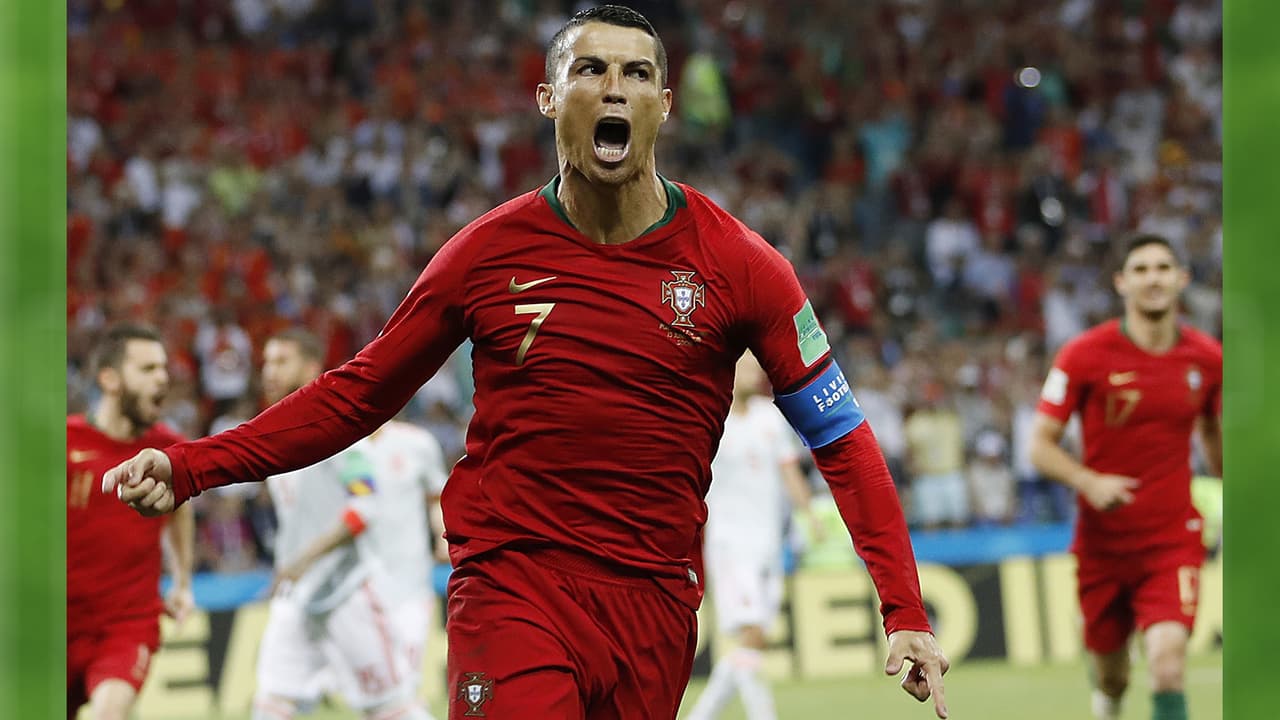 Otra estrella que se puede despedir de los mundiales es el portugués Cristiano Ronaldo de 37 años, aunque CR7 confesó que planea jugar otro torneo internacional con la camiseta de su país y puede ser la Eurocopa 2024.