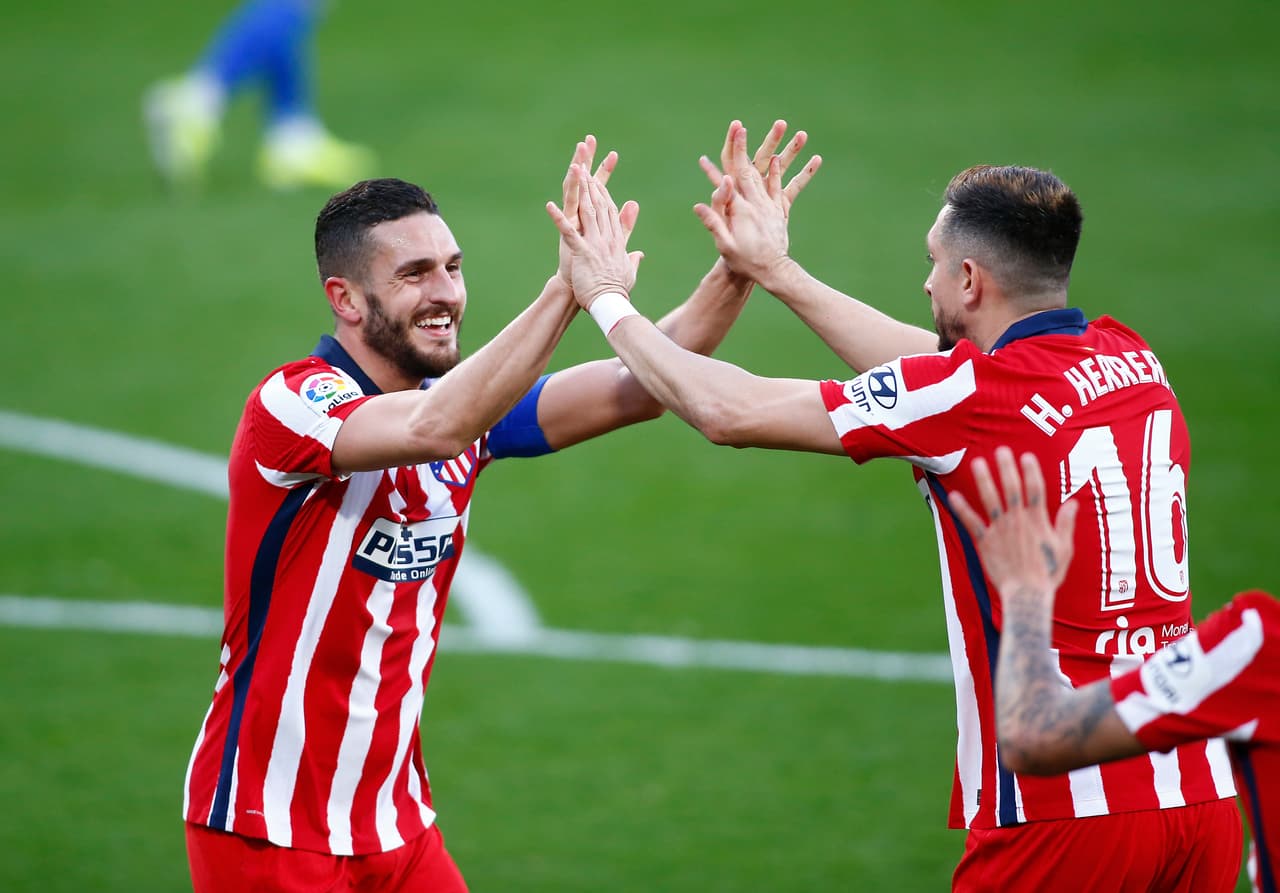 Atlético de Madrid sufre brote de Covid con Héctor Herrera contagiado
