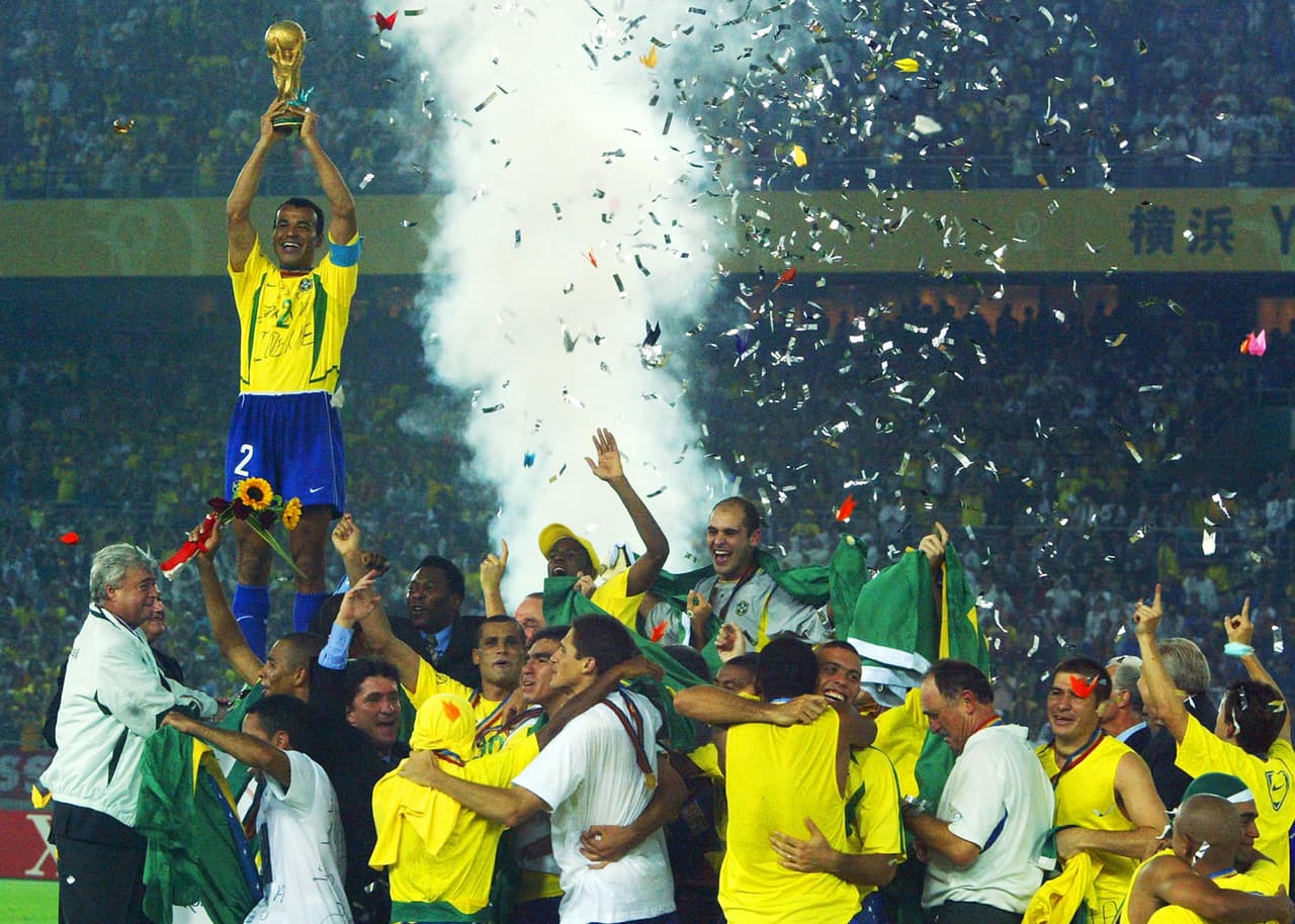 Brasil ha participado en 20 Mundiales de Futbol y sus mejores actuaciones fueron en 1958, 1962, 1970, 1994 y 2002 alzando el trofeo en la final.