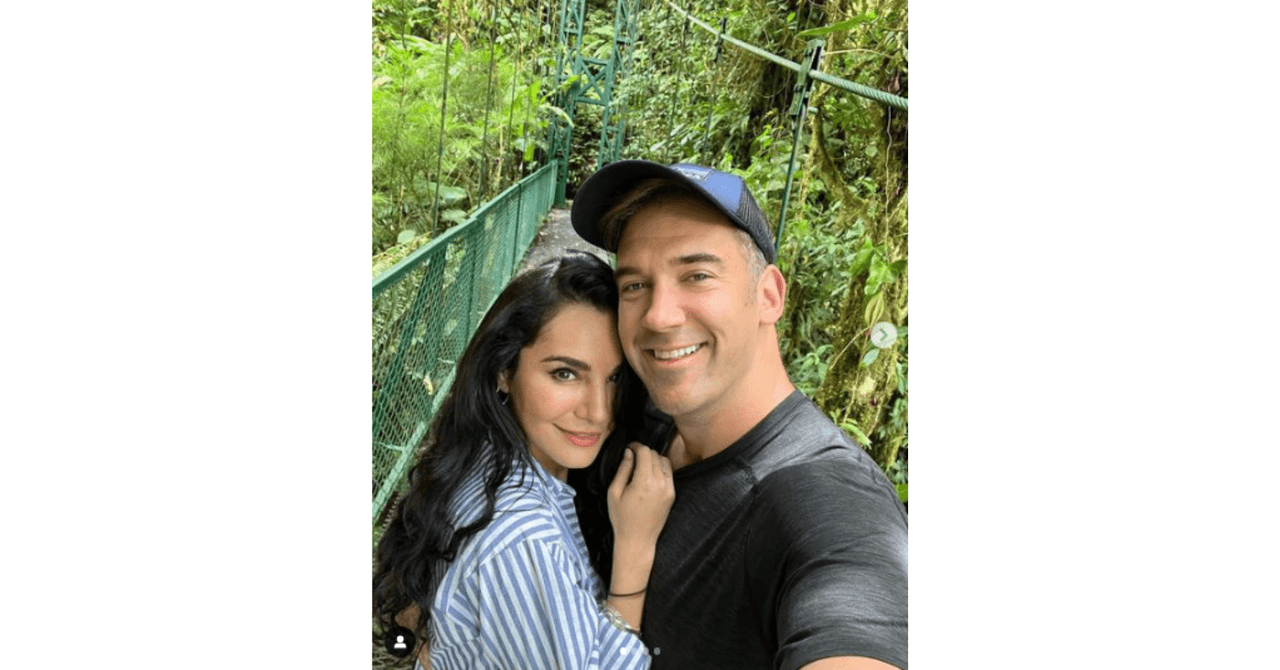 Martha Higareda y su novio, Lewis Howes