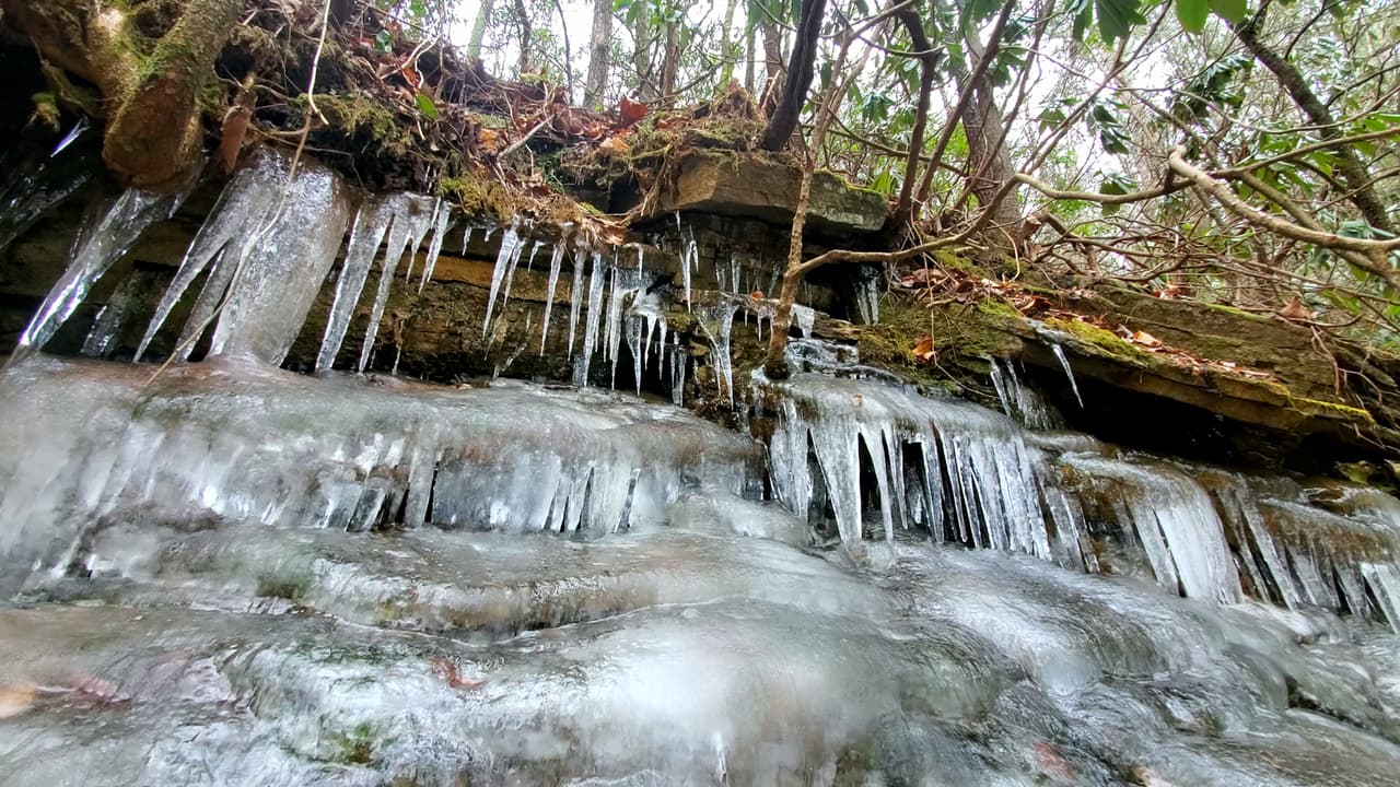 Verás estructuras de hielo de muchas formas y tamaños.