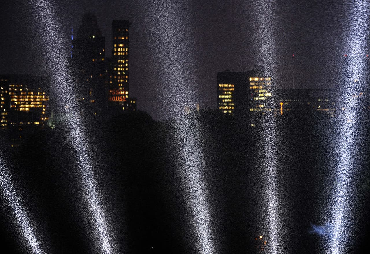 ¿Quién dijo que la lluvia no tenía su lado romántico? Estas fotos demuestran que Nueva York se ve preciosa cuando está gris y húmeda.