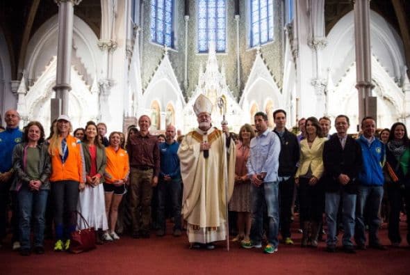 También el domingo se llevaron a cabo servicios religiosos de Pacua en honor a las víctimas.