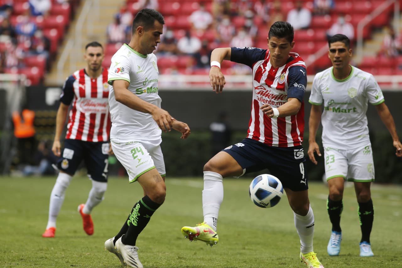Bravos salió determinado a ganar el encuentro desde el principio, pero un gol de José Godínez al minuto 89 les roba el triunfo y terminan empatando 2-2 con Chivas.