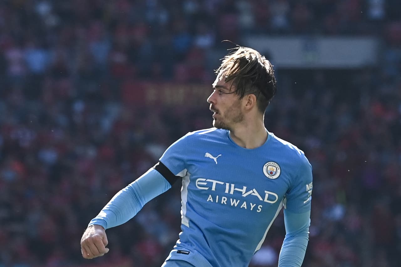 Sorprendentemente el Manchester City anotó dos goles en la parte complementaria dejando el marcador 3-2.