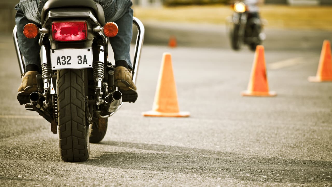 Mayo es el Mes de la Concientización sobre la Seguridad para Motocicletas