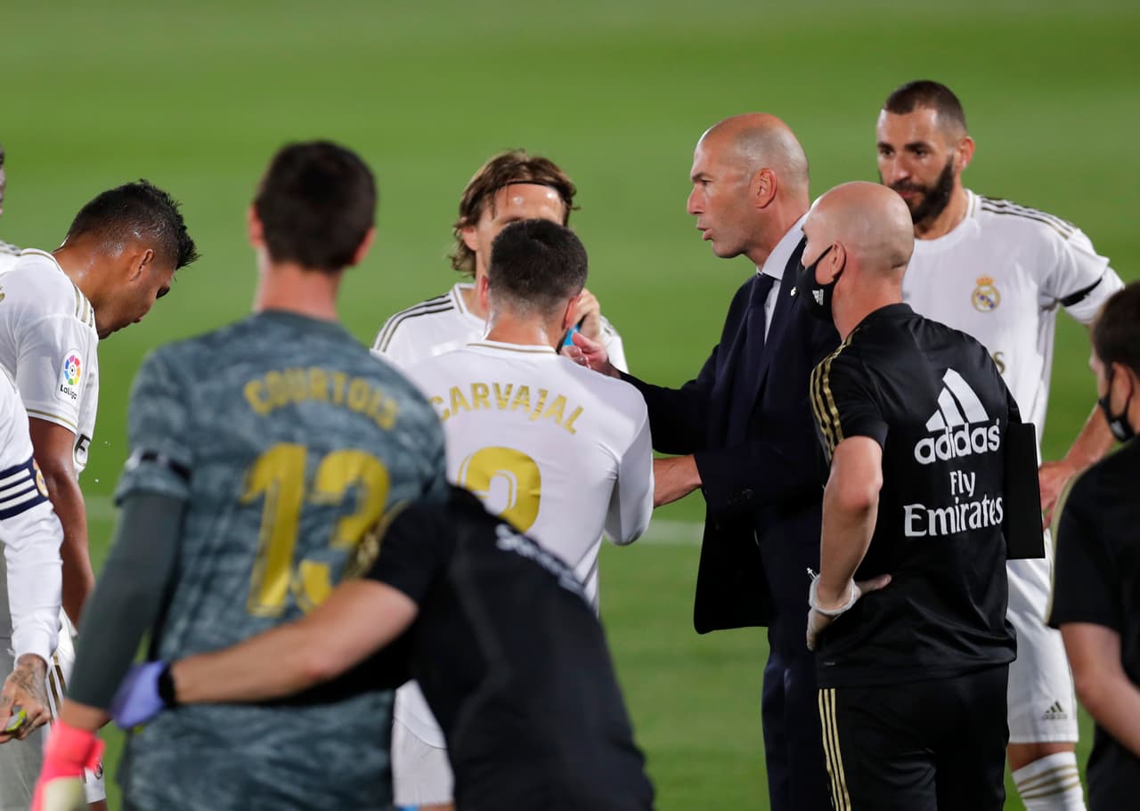 Cillessen fue factor para que el marcador no se abriera. Courtois tuvo una atajada importante hacia el final de la primera parte.