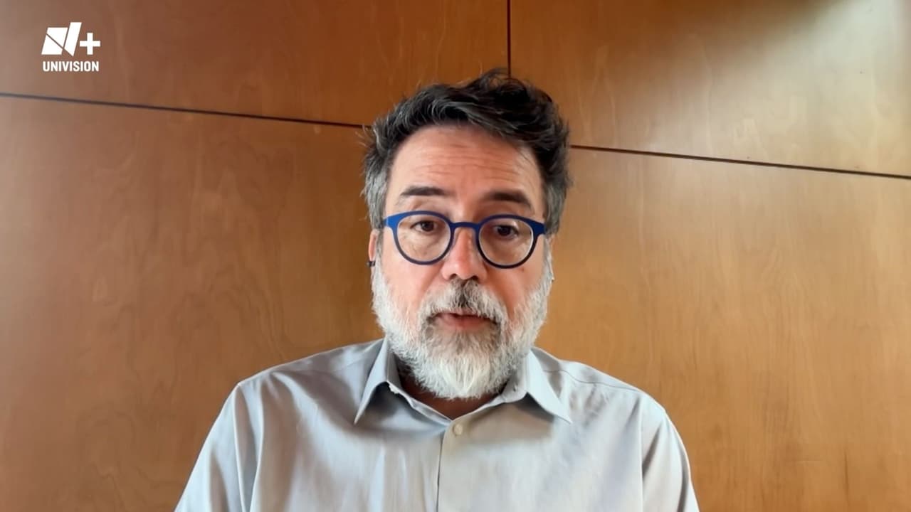 Arturo Béjar advierte que la inteligencia artificial está diseñada para reemplazar empleos
