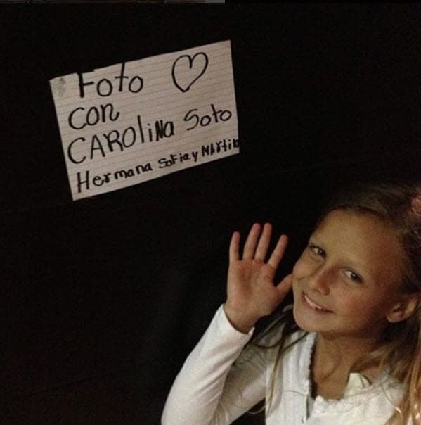 La hermana menor de la presentadora se encontraba de viaje con su familia. El 18 de julio de 2015, durante su estancia en el hotel Hilton Dalaman Resort, sufrió un accidente en la alberca, el cabello de la niña fue succionado por una rejilla, lo que la mantuvo bajo el agua durante 2 minutos, explicó el portal 
<a href="https://www.elespectador.com/entretenimiento/arteygente/gente/murio-hermana-de-presentadora-carolina-soto-tras-sufrir-articulo-575119">El Espectador</a>. 
<br>
