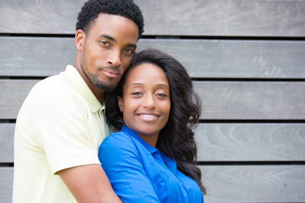 Y es que así como parejas que tengan el mismo signo zodiacal pueden ser las mejores, y ser compatibles en todo, también puede ser que choquen y saquen chispas, ¡pero de batalla! Como en todo, hay muchos pros y contras...