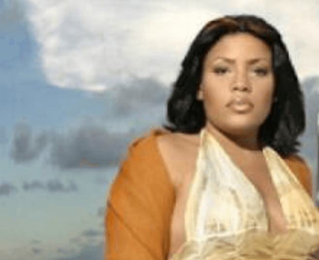 Latino Mix te lleva a ver a Alexandra en Berwyn  