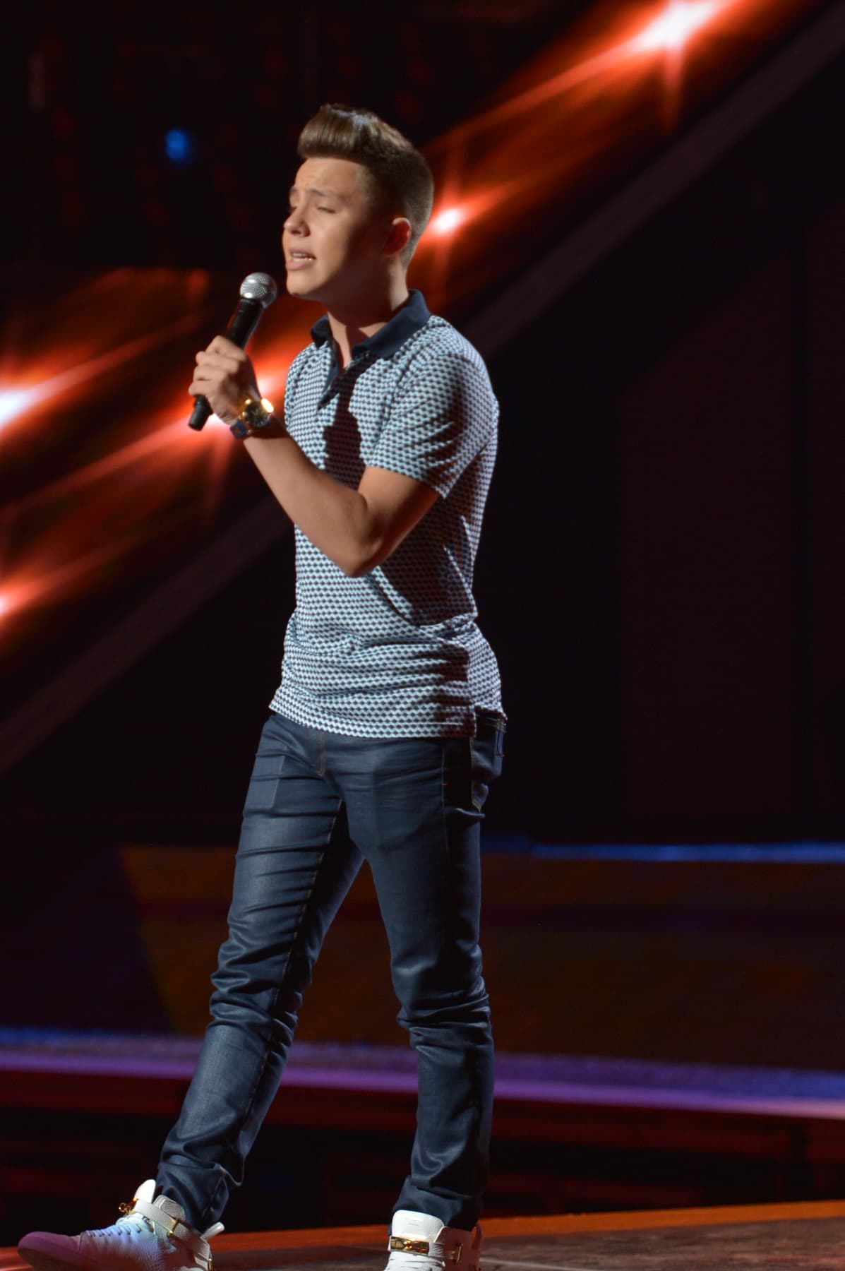 Jonatan Sánchez también pelea por el mismo premio que Sofía.