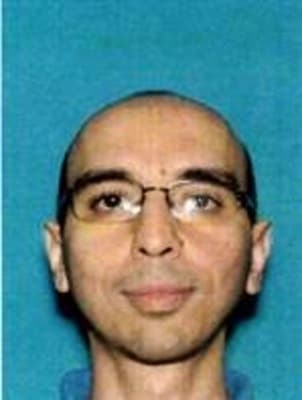 <h3 class="cms-H3-H3">Mohamed Alaaeldien Mahmoud Hussein Aly</h3>
<br>
<br>Este egipcio de 42 años es buscado por secuestro parental internacional tras recoger de la escuela a sus tres hijos menores de edad el 17 de septiembre de 2021 y nunca los devolvió a su madre en La Canada Flintridge, California, para volar un día después a Estambul, Turquía antes de instalarse en El Cairo, Egipto. 
<br>
<br>El pasado 7 de febrero de 2022, el Tribunal de Distrito de Estados Unidos emitió una orden de detención en su contra.
<br>