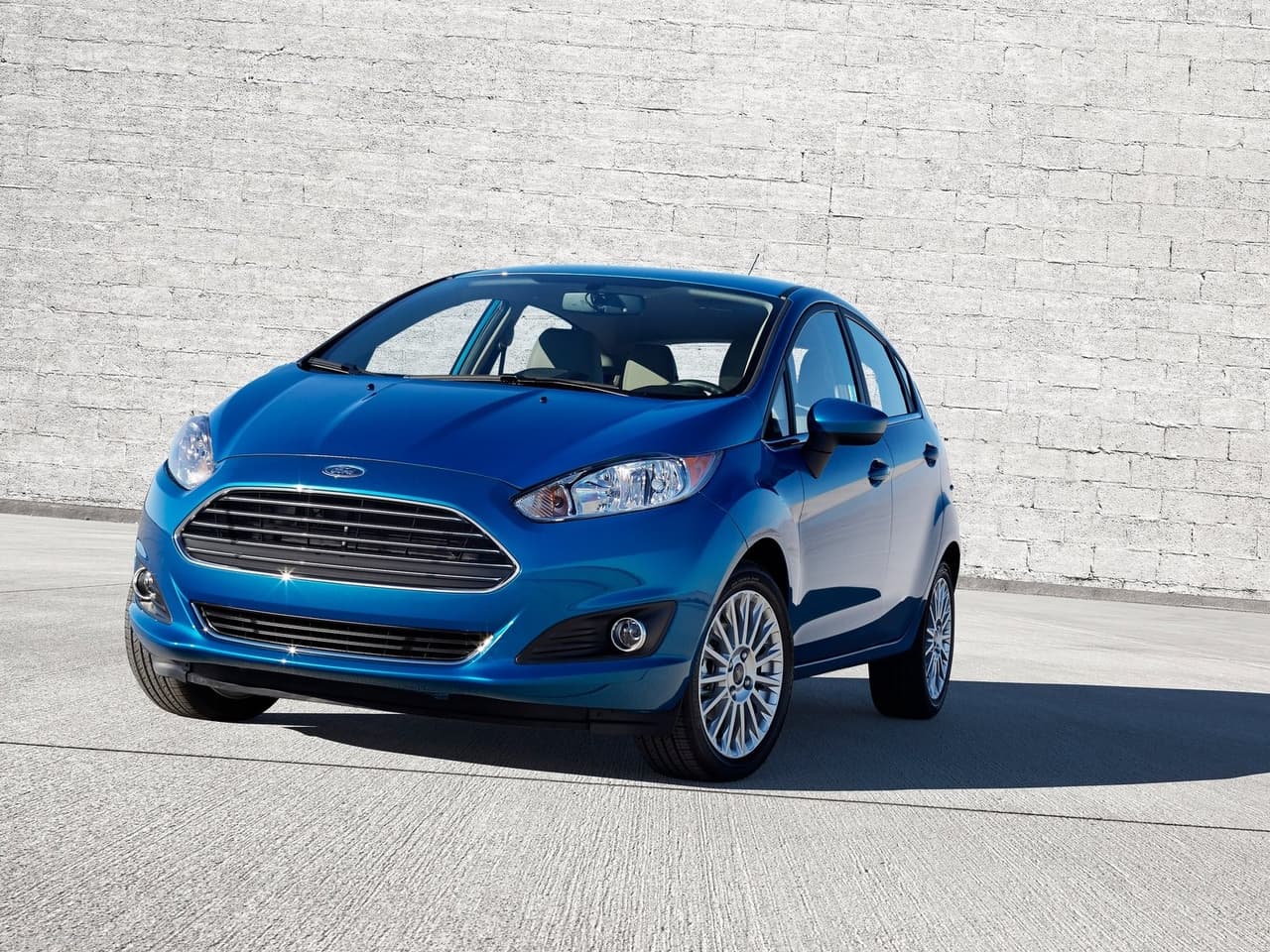 <h3 class="cms-H3-H3"><b>Ford Fiesta</b></h3>
<br>
<br>Modelos 2011, 2012, 2013 y 2014 fabricados en la planta de Ford en Cuautitlán, México entre el 26 de enero de 2010 y el 31 de octubre de 2013.