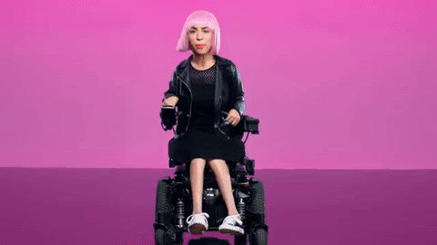 Está de moda ser latina y "rara" (las marcas persiguen otras bellezas)