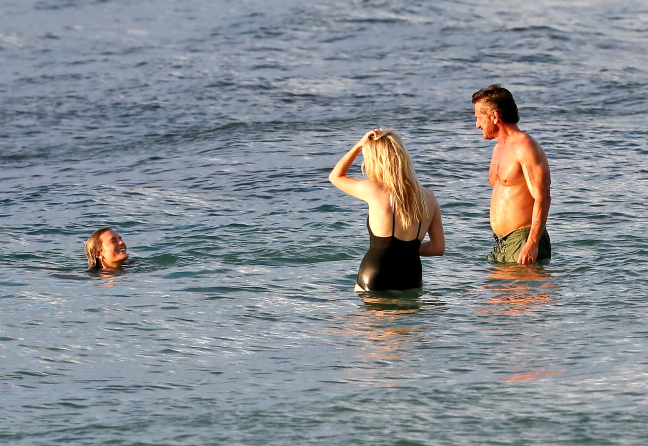 Curiosamente, Leila George es hija de otro famoso actor de Hollywood. ¿Quieres saber quién es?