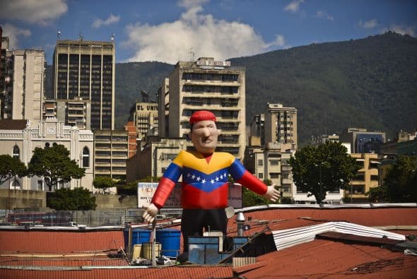 En este año, también se han visto inflables de tamaños exhorbitantes.