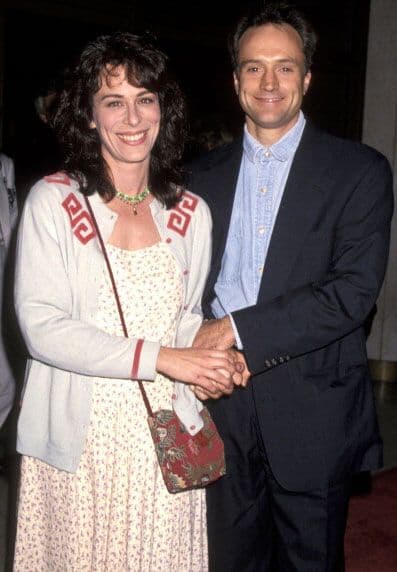 Desde 1992, estaba casada con el actor Bradley Whitford de 'The West Wing'.