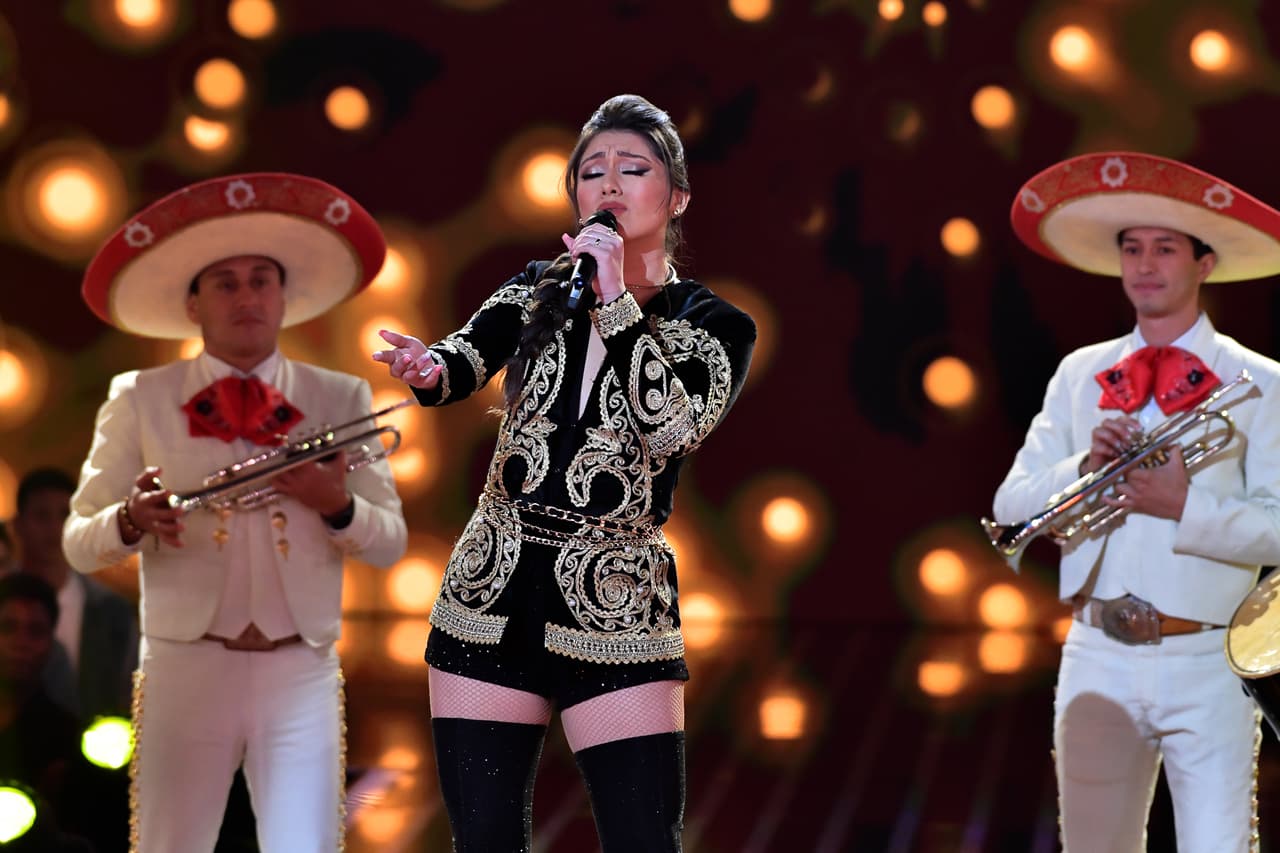 Al terminar su performance, Olga Tañón le confesó que cada vez la impresionaba más por su calidad interpretativa.