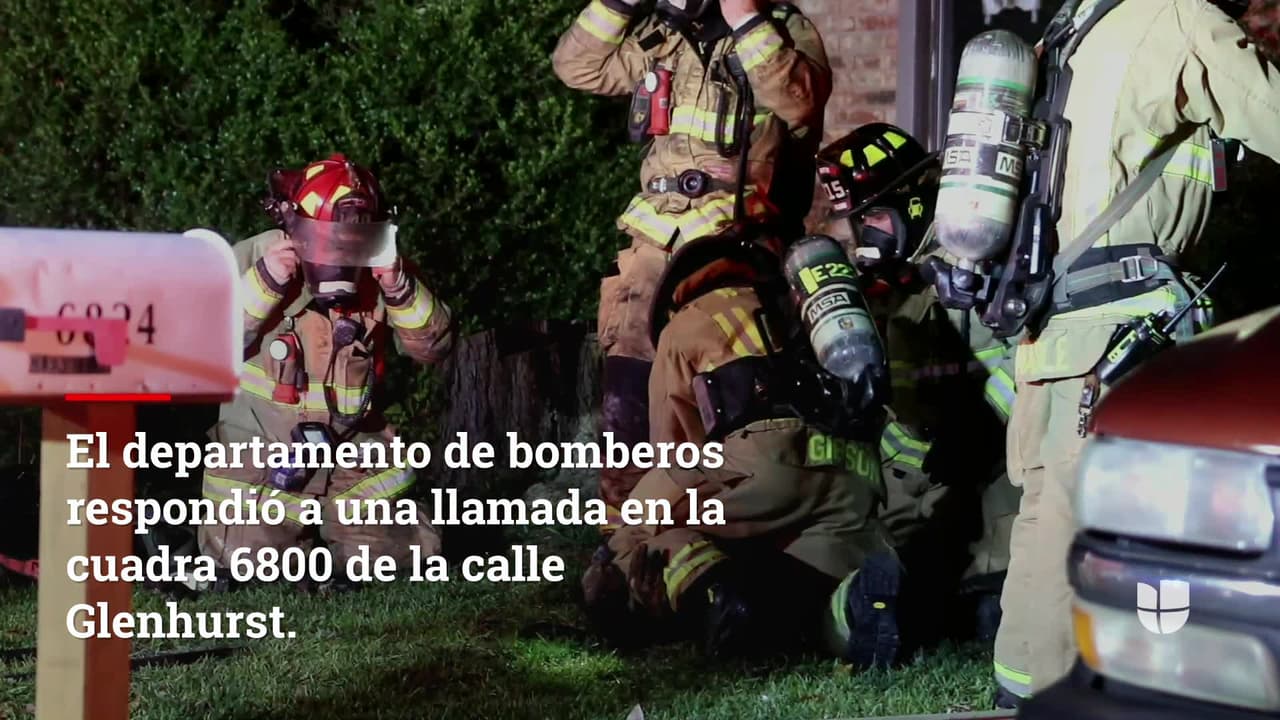 Incendio deja a un hombre en estado crítico y a un oficial hospitalizado