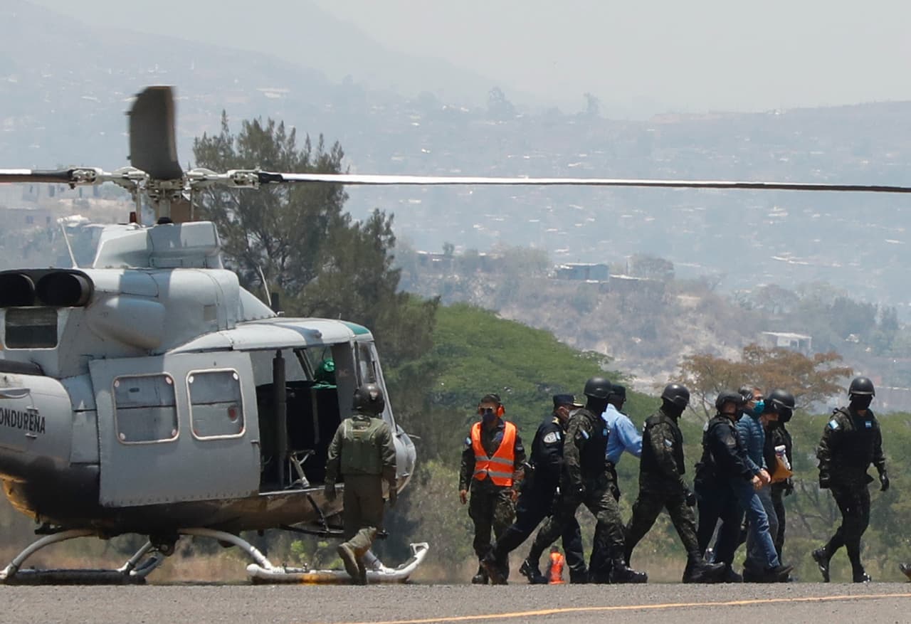 Extraditado a EEUU el expresidente de Honduras Juan Orlando Hernández; este viernes comparece ante un juez de Nueva York