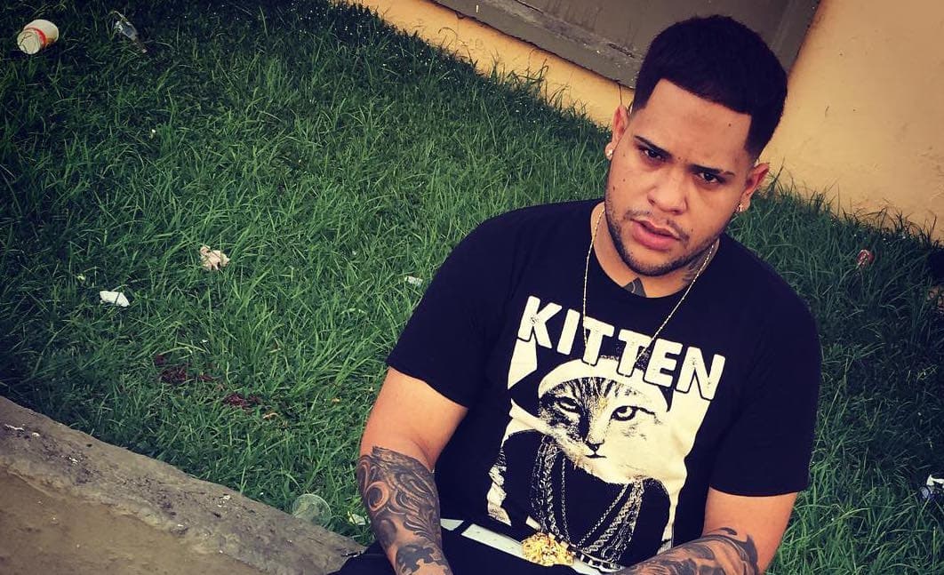 El rapero Almighty pide ayuda entre lágrimas