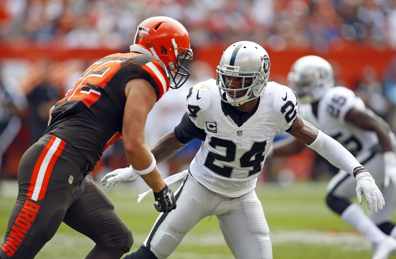 Charles Woodson termina su carrera como ejemplo de conducta