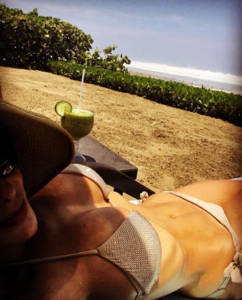 Ahora ¡deslumbró las redes sociales con tremendo bikinazo de infarto!