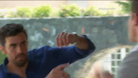 Joshua estaba muy celoso de haberlo visto con ella.