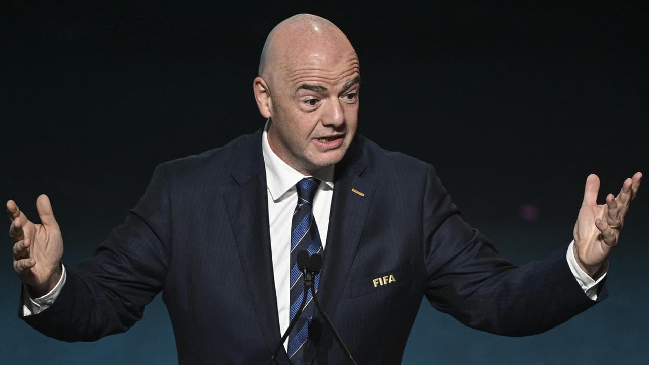 Infantino: "Si no apoyo a las mujeres no puedo volver a casa"