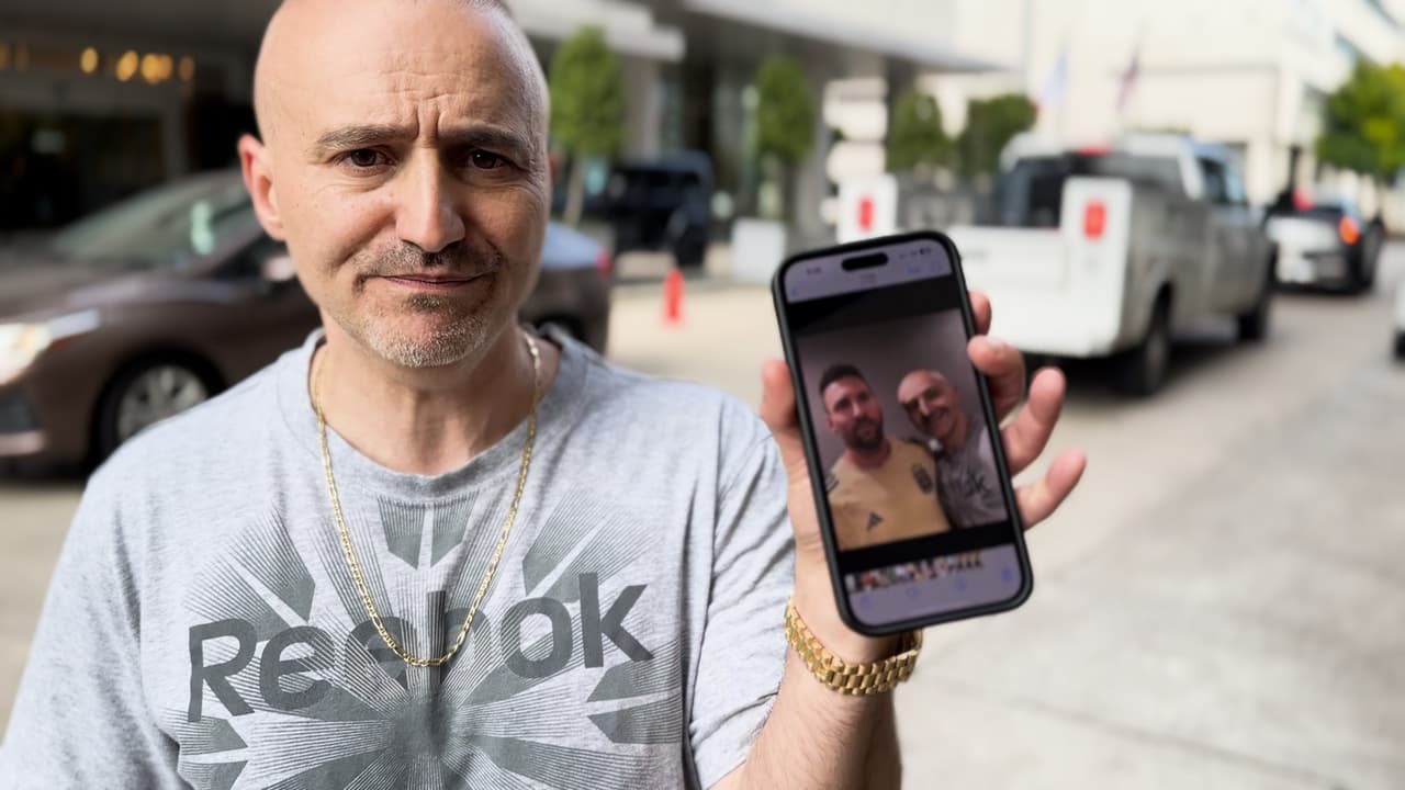 ¡Cumple su sueño! Aficionado conoce a Messi tras dolorosa pérdida