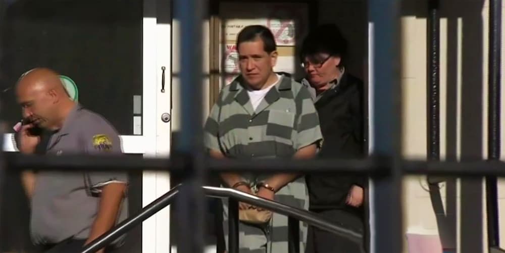 Exdirector de primaria en Texas publicó 120 anuncios buscando sexo con jovencitos