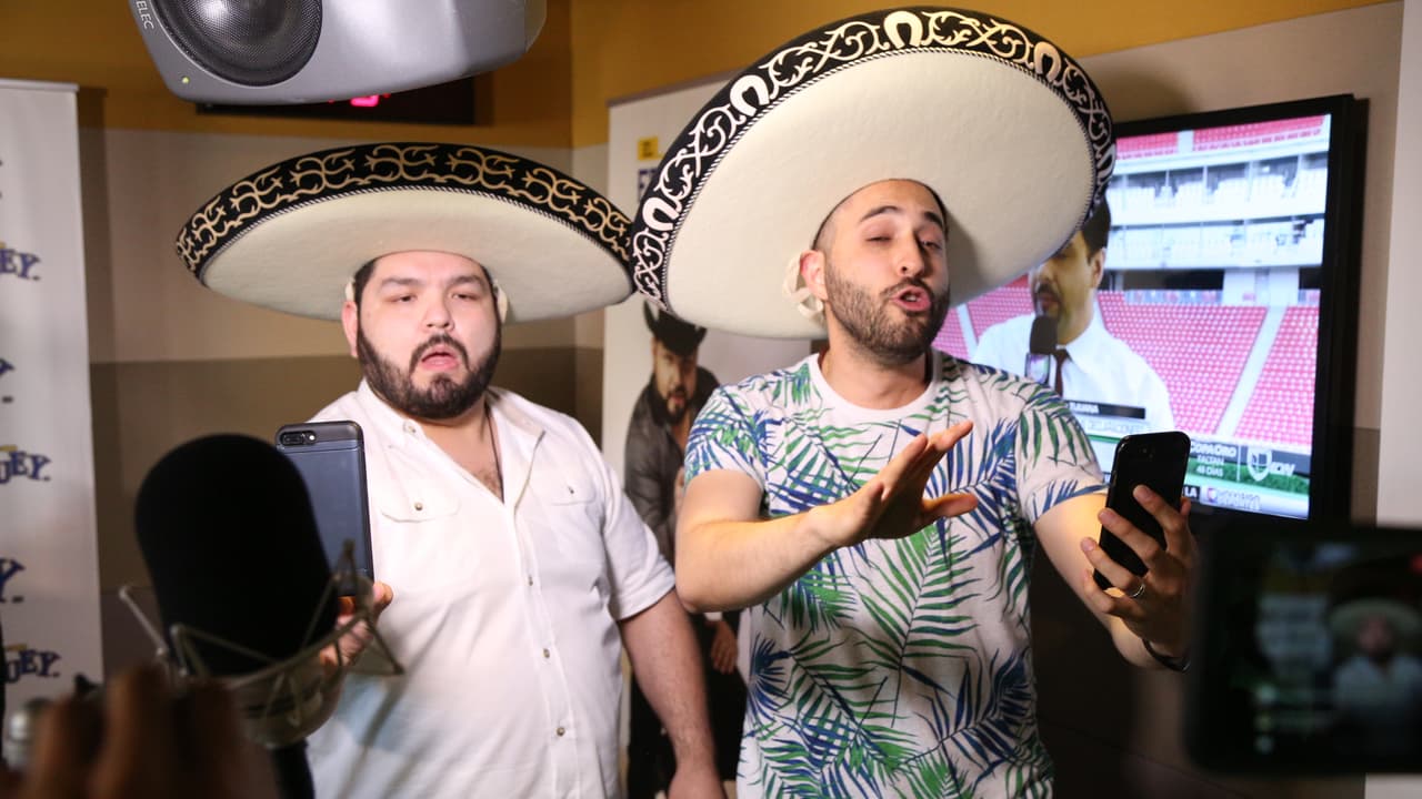 Y hasta que La Bronca se puso la tanga.