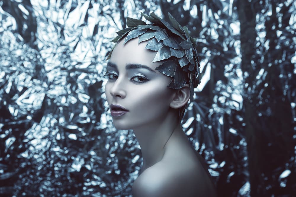 Sus palabras claves son fuerza, determinación y esfuerzo constante. Con un gran don de liderazgo, creatividad e inclusive altruismo natural, destacarán sobre los demás y conseguir todo lo que le piden a la vida les dará un tremendo gusto - pero también restregárselo a todos. Llegaron a la cima sacando lo mejor de sí y desde ahí, verán hacia abajo a los demás. Por eso, les hace falta humildad y empatía.