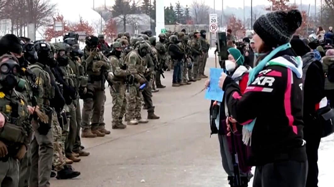 Inmigrantes en Texas y Luisiana pierden derecho a fianza tras nuevo fallo: Análisis