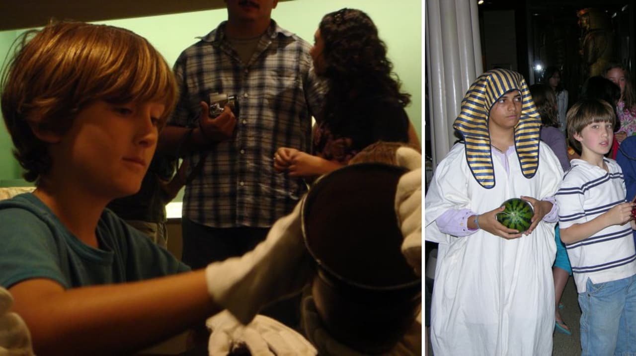 Está abierto los viernes de 10 am a 5 pm. También puedes visitarlo los sábados y domingos de 11 am a 6 pm.
<br>
<br>