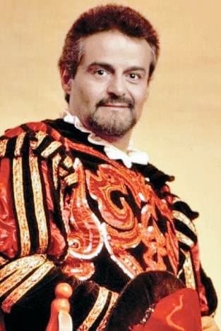 A la par de su trabajo en cine y televisión, Gonzalo Vega siguió haciendo teatro.