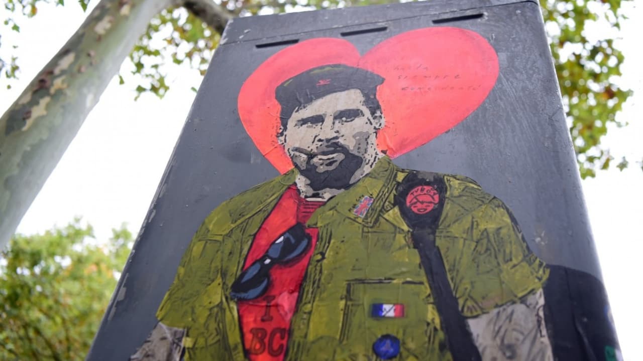 Roban grafiti de Messi vestido como el Che Guevara 