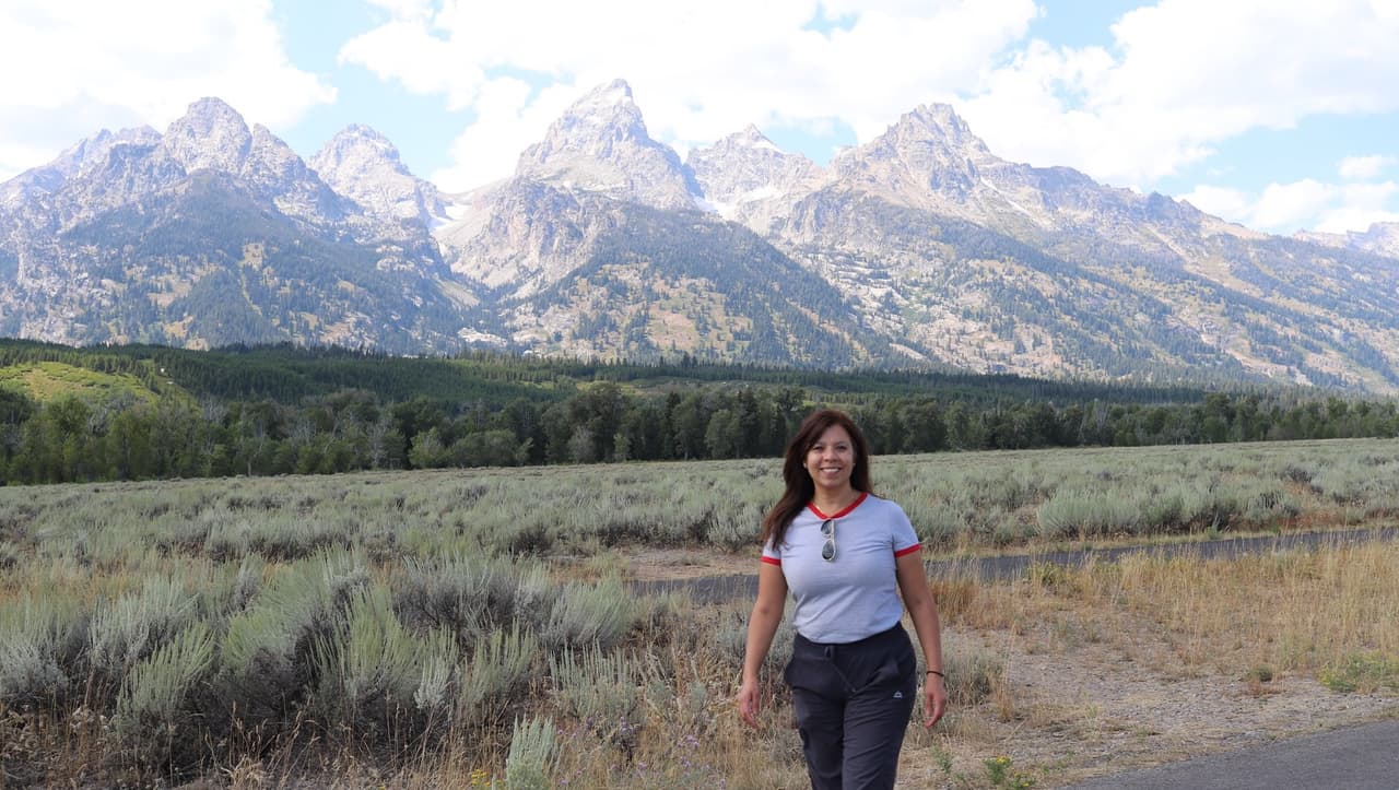 Madre hispana lucha por su vida en un hospital tras ser arrollada por un conductor en Thomaston