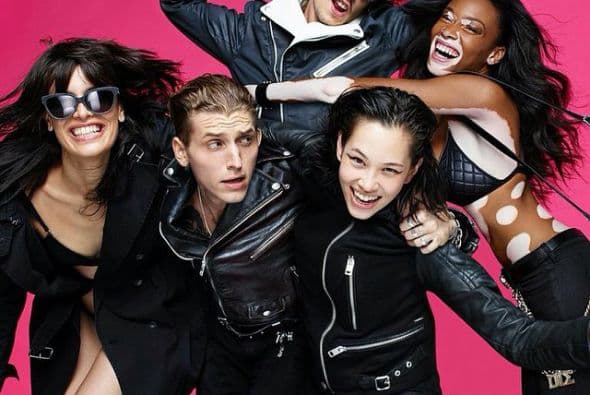 El tema principal de esta colección es "desigual".